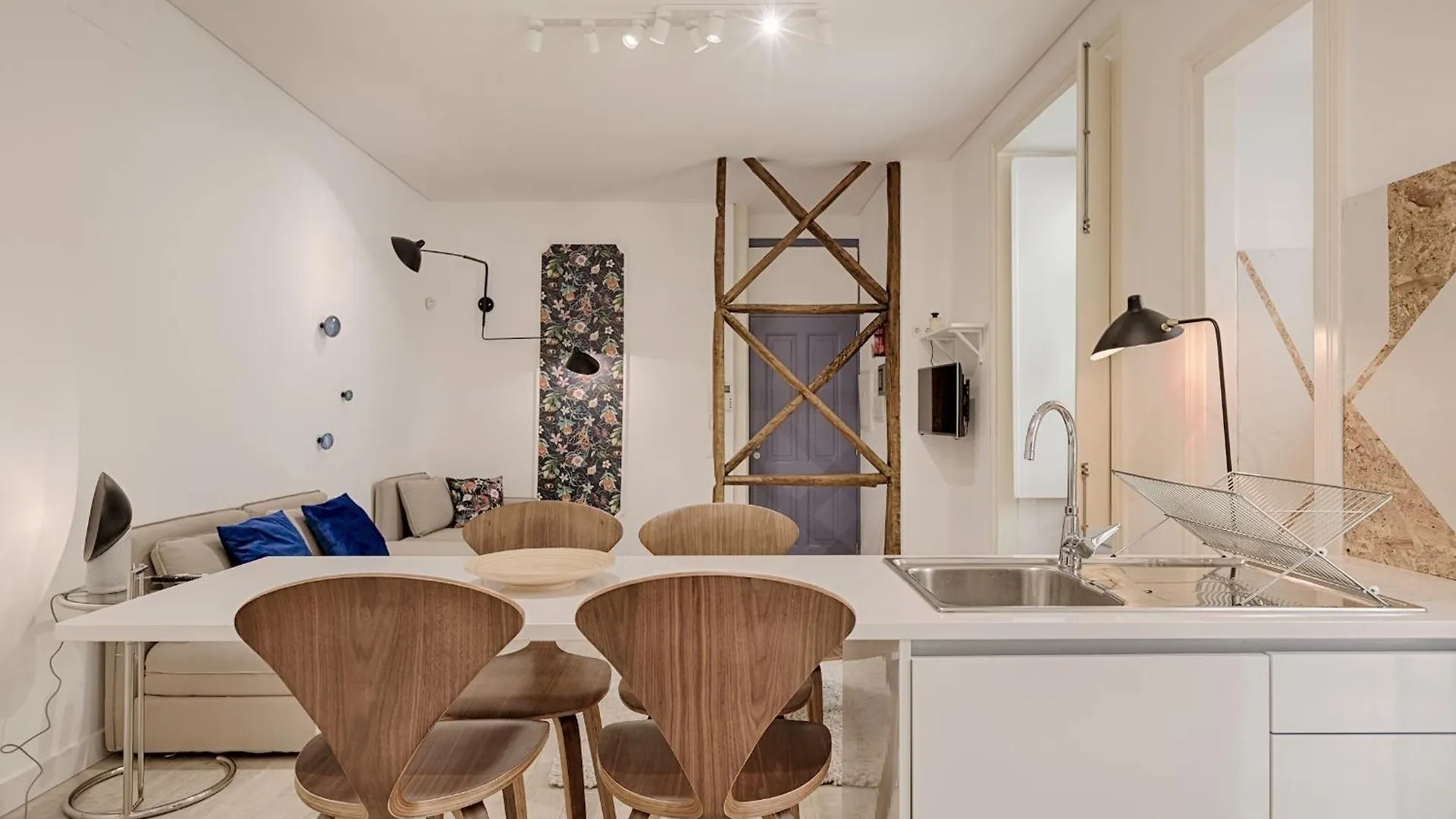 Romantic Gem In Alfama Lisboa